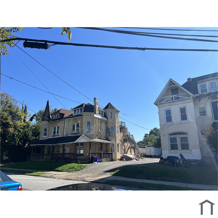 107 E 23rd St
